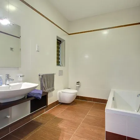 Luxury With Pool Sliema