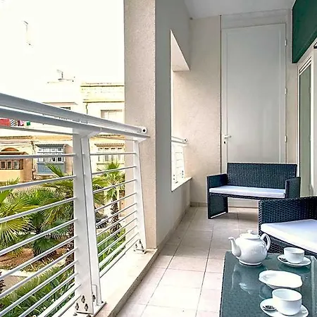 Luxury With Pool Apartment Sliema