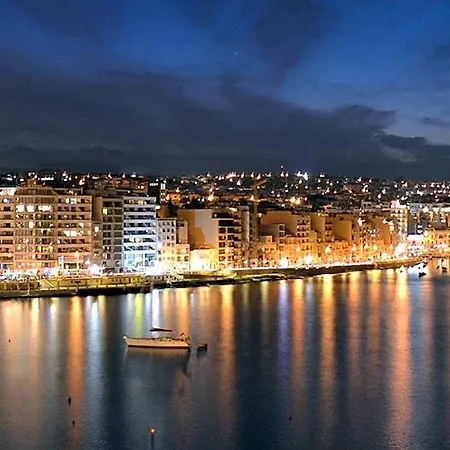 Apartment Luxury With Pool Sliema
