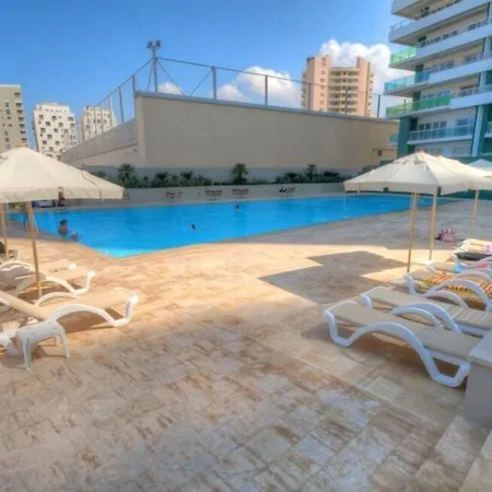 Luxury With Pool Apartamento Sliema