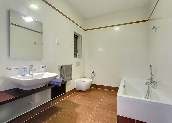 Luxury With Pool Sliema