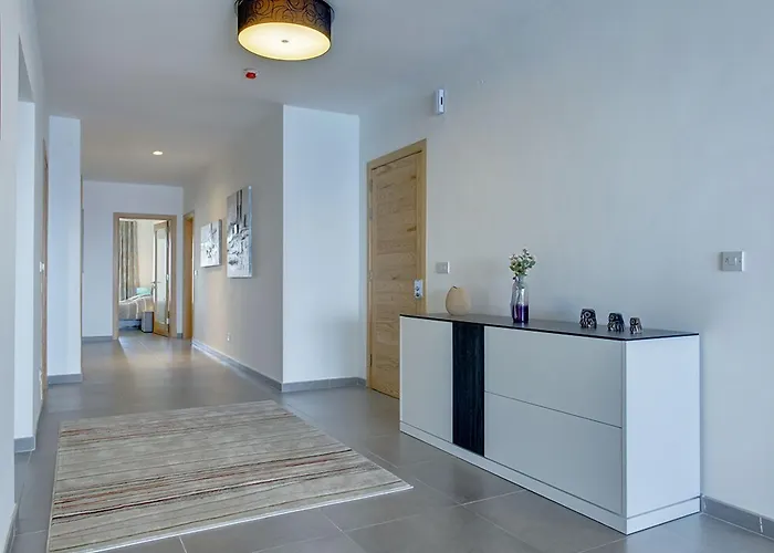 Luxury With Pool Appartement Sliema