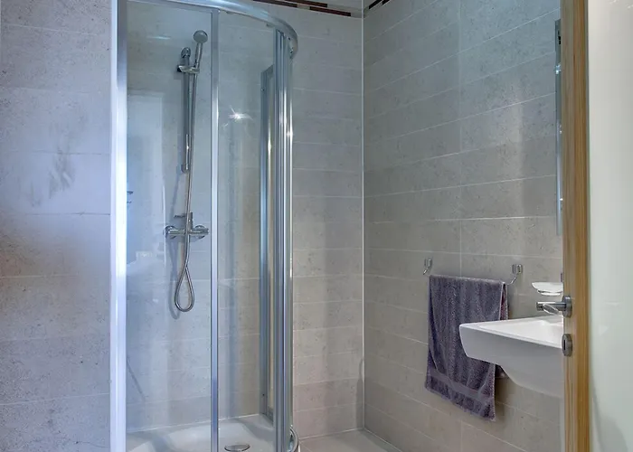 Luxury With Pool Appartement *