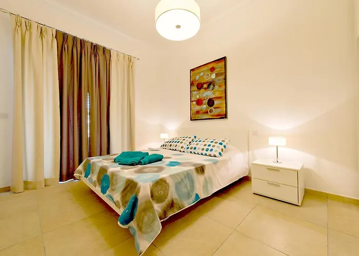 Luxury With Pool * Sliema